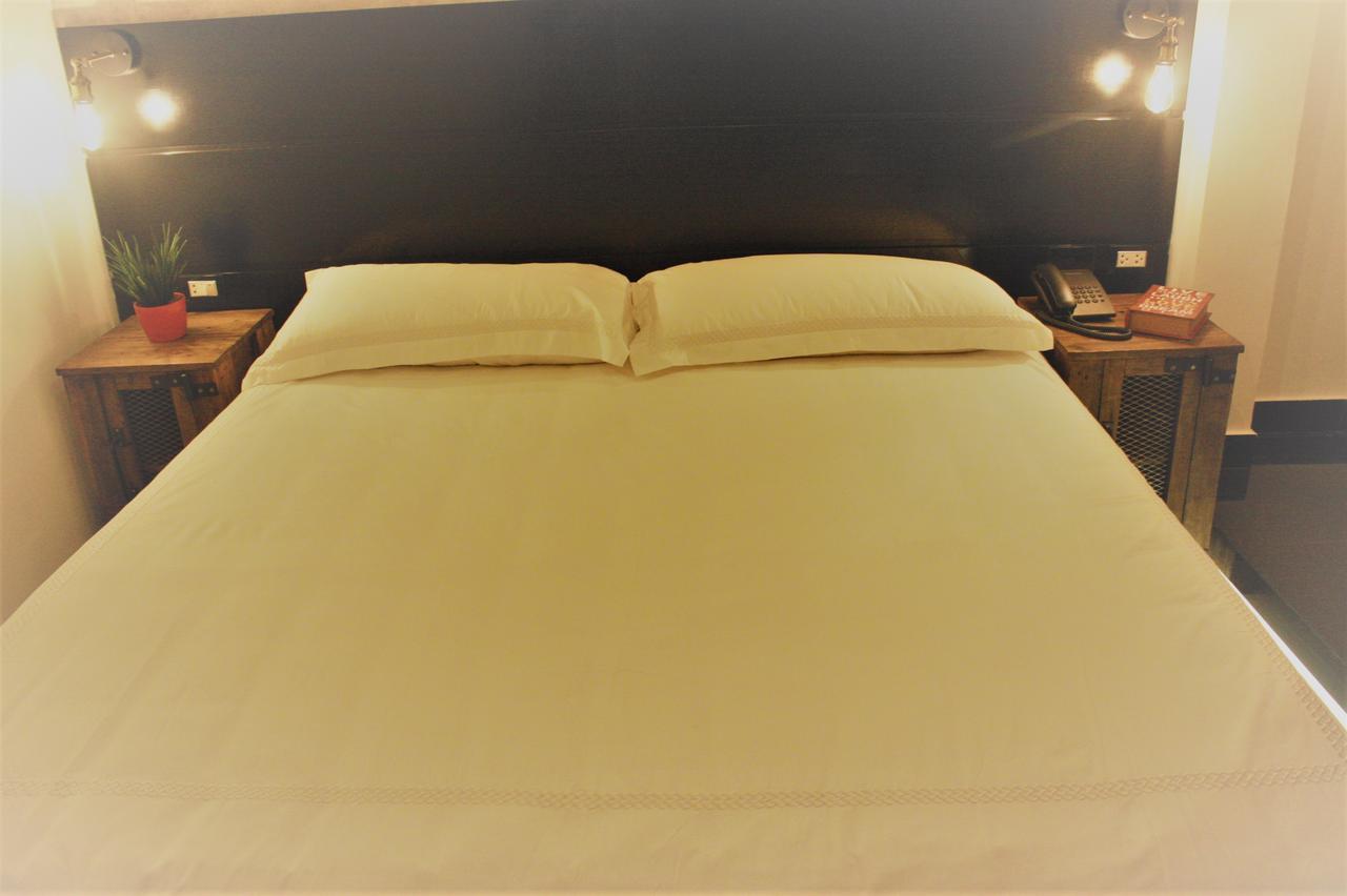 Hotel 1945 Aeropuerto Asuncion Ngoại thất bức ảnh